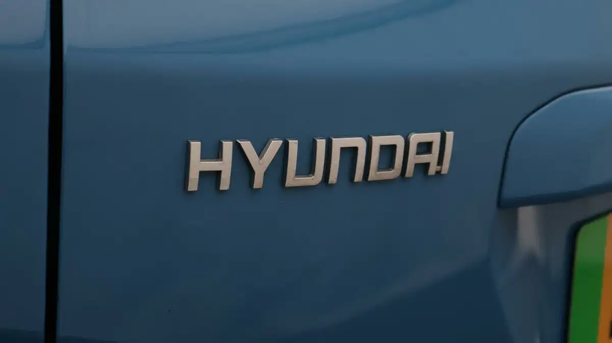 2022-hyundai-kona-e-premium-204ps-64kwh-7kw-obc-big-20