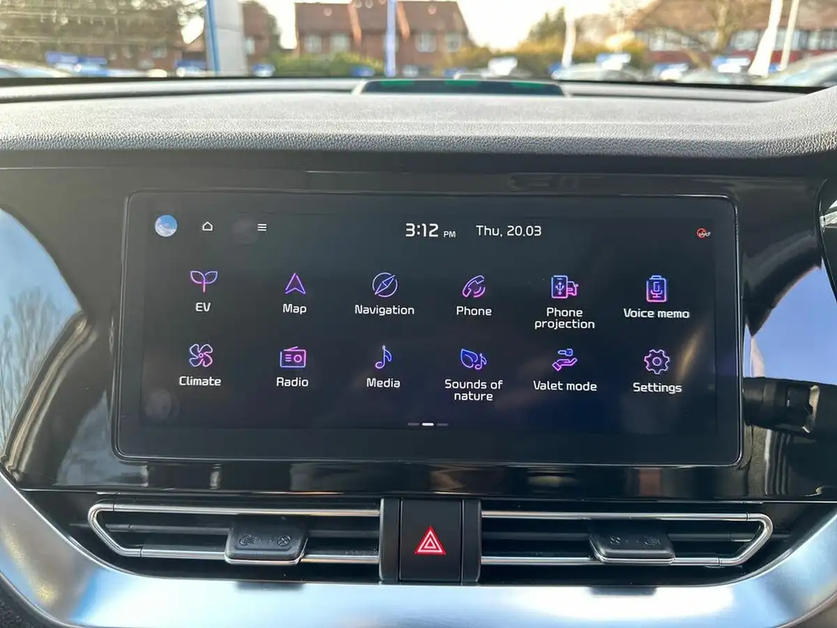 2022-kia-e-niro-ev-4-big-18