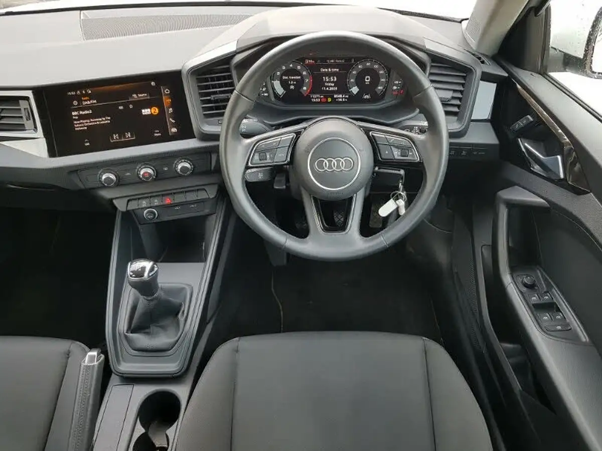 2022-audi-a1-10-25-tfsi-technik-big-6