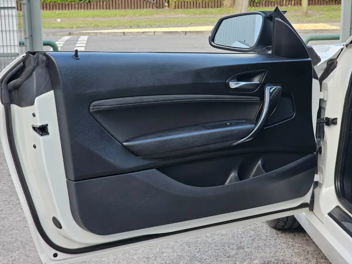 2014-bmw-1-series-20td-116d-sport-116bhp-ss-sports-hatch-3d-auto-big-23