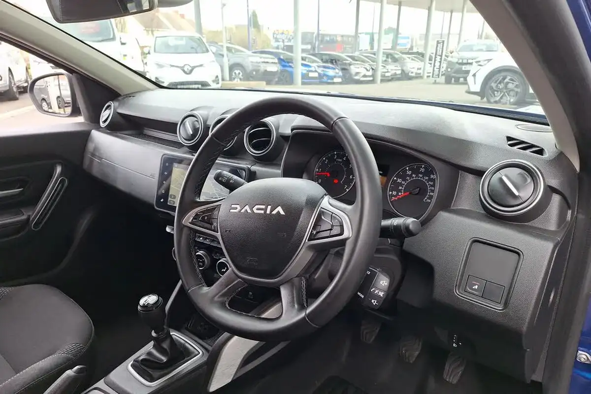 2023-dacia-duster-13-tce-journey-130bhp-big-16