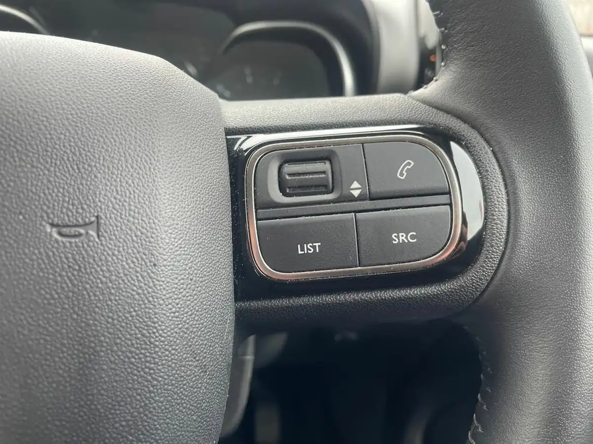 2023-citroen-c3-aircross-12-puretech-shine-110ps-big-16