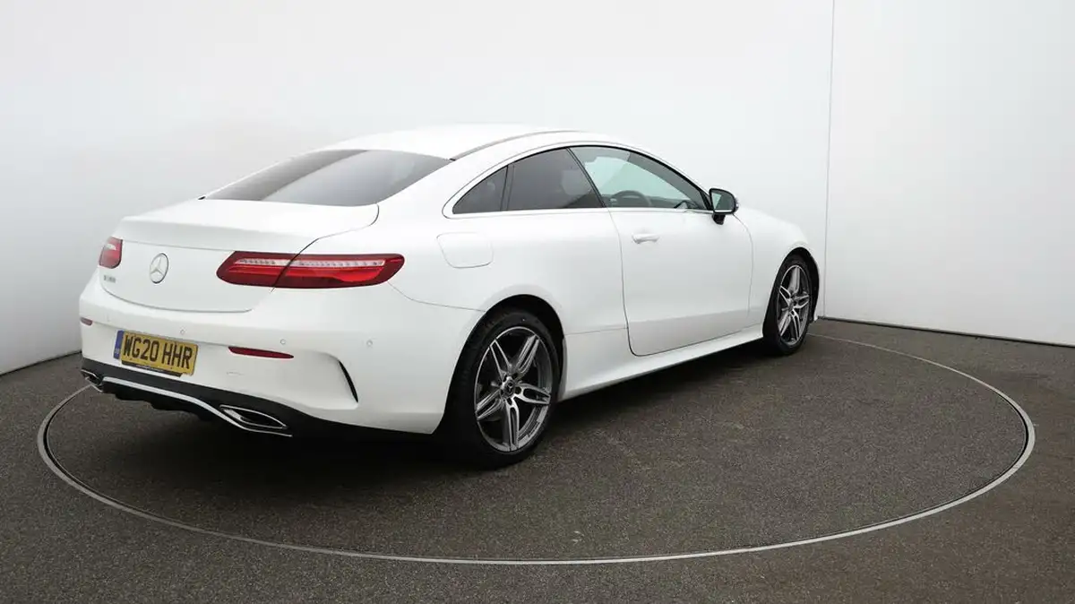 2020-mercedes-benz-e-class-20-e300-amg-line-premiumss-coupe-big-46