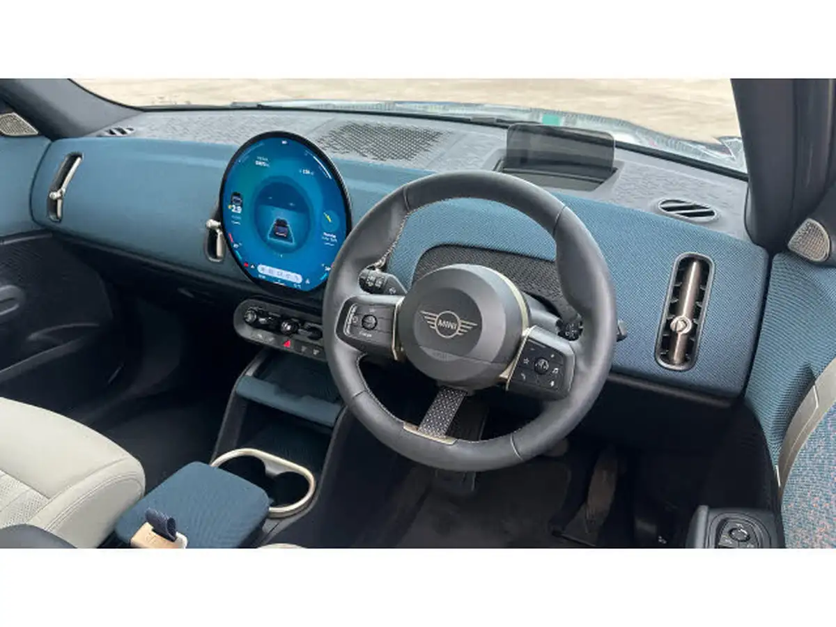 2024-mini-countryman-e-cooper-e-exclusive-big-5
