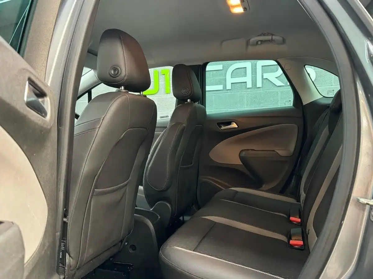 2018-vauxhall-crossland-x-16-tech-line-nav-120ps-big-16