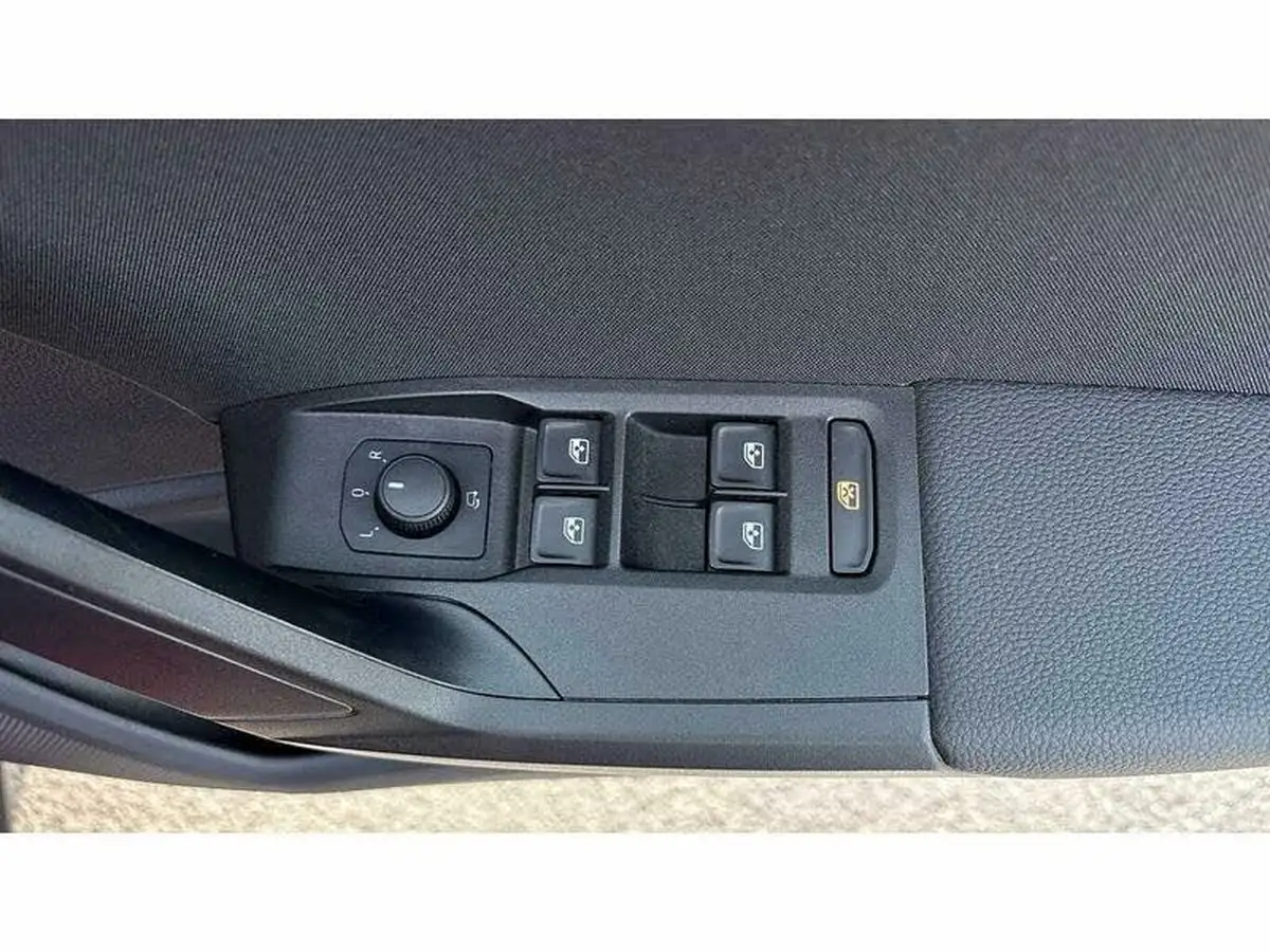 2021-seat-arona-10-tsi-fr-110ps-dsg-big-24