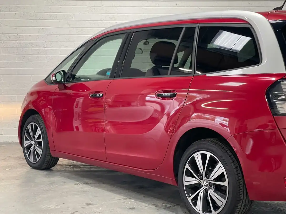 2017-citroen-grand-c4-picasso-16bluehdi-flair-big-73