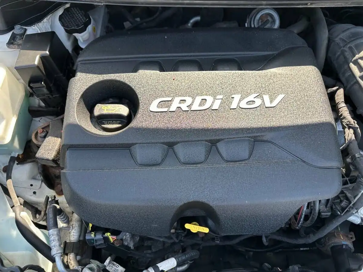 2012-hyundai-i30-16td-active-blue-drive-isg-big-35