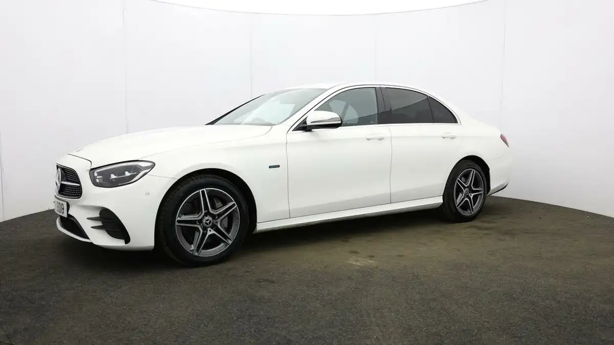 2021-mercedes-benz-e-class-big-30