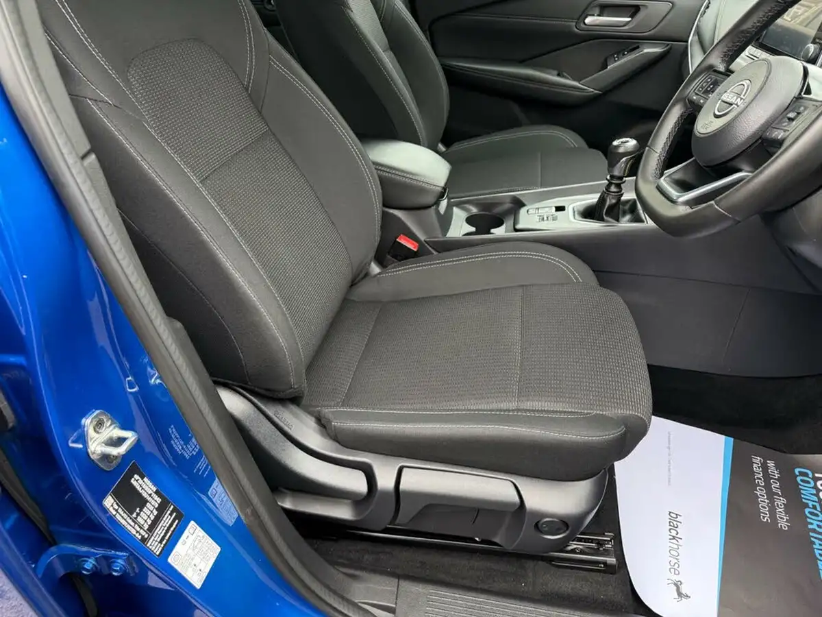 2023-nissan-qashqai-13-dig-t-acenta-premium-140ps-big-17
