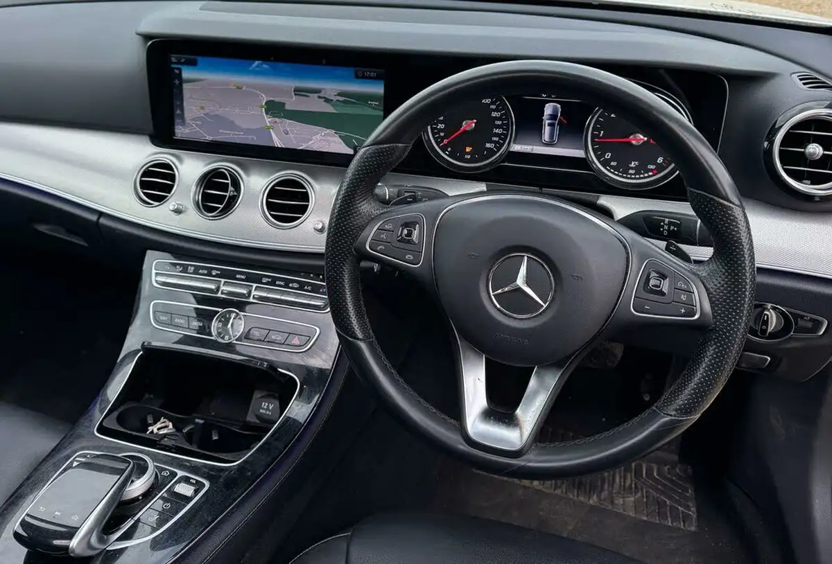 2017-mercedes-benz-e-class-20d-e220d-se-premiumss-estate-5d-big-3