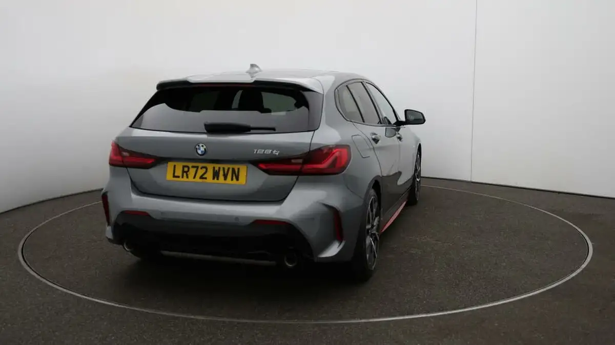 2022-bmw-1-series-20-128ti-lcp-big-50
