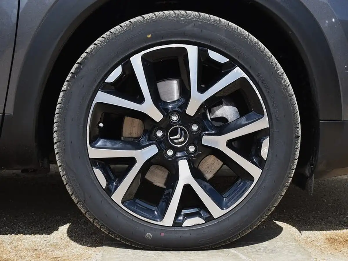 2021-citroen-c5-aircross-16-puretech-shine-plus-5d-big-26