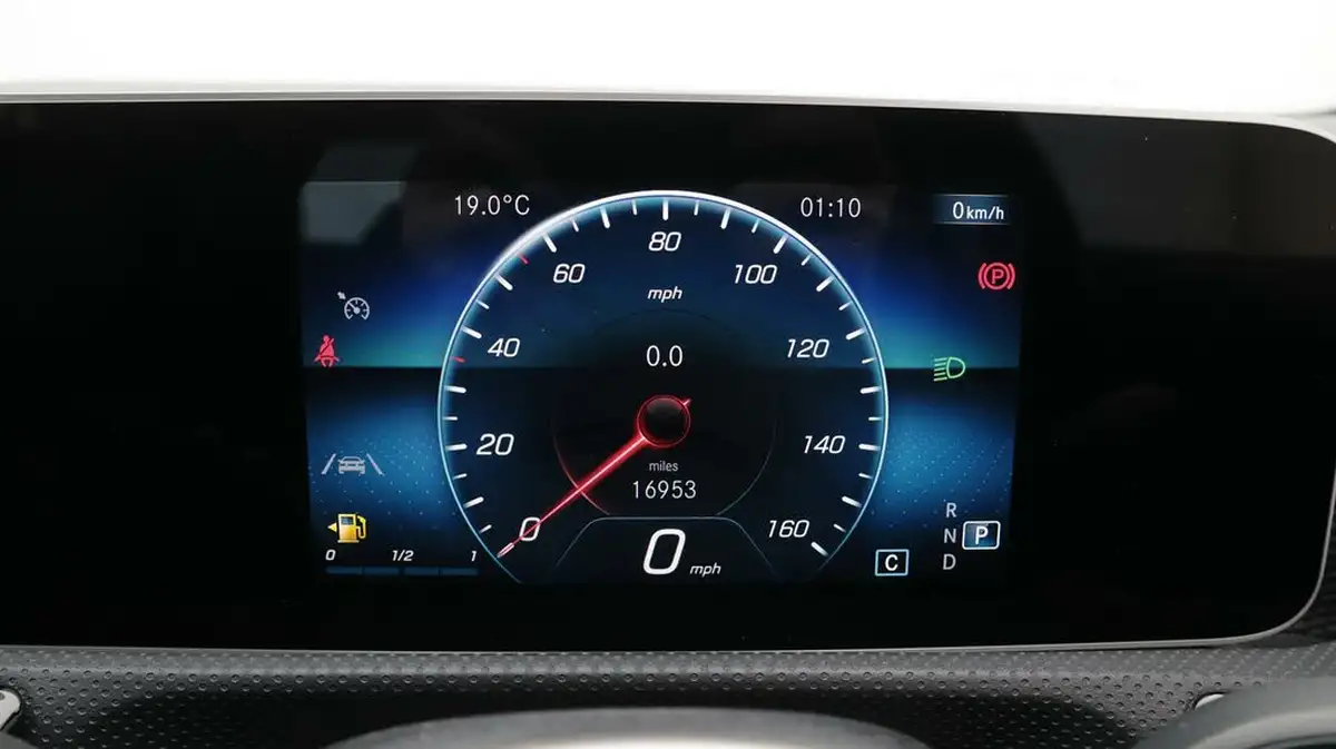 2020-mercedes-benz-a-class-13-a200-sport-executive-hatchback-5d-7g-dct-big-10