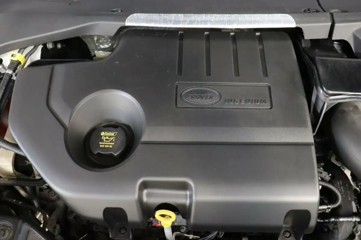 2019-land-rover-range-rover-evoque-20-d150-r-dynamic-se-big-21
