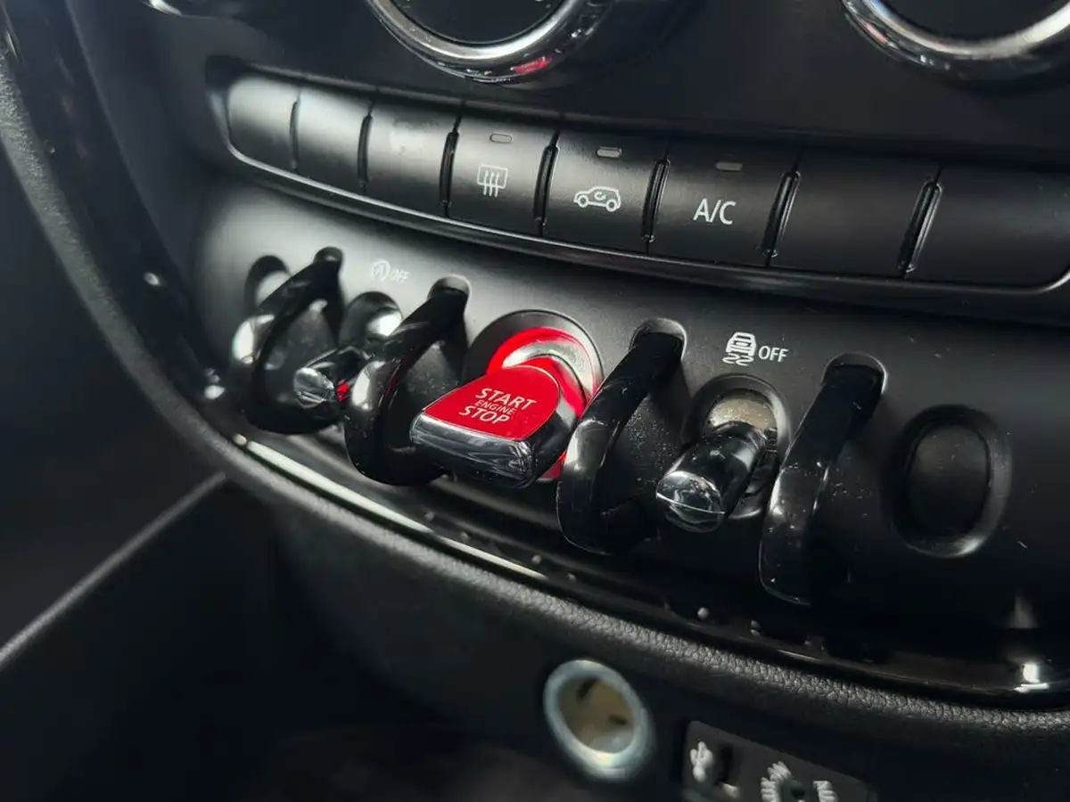 2017-mini-clubman-20-cooper-s-ss-big-59