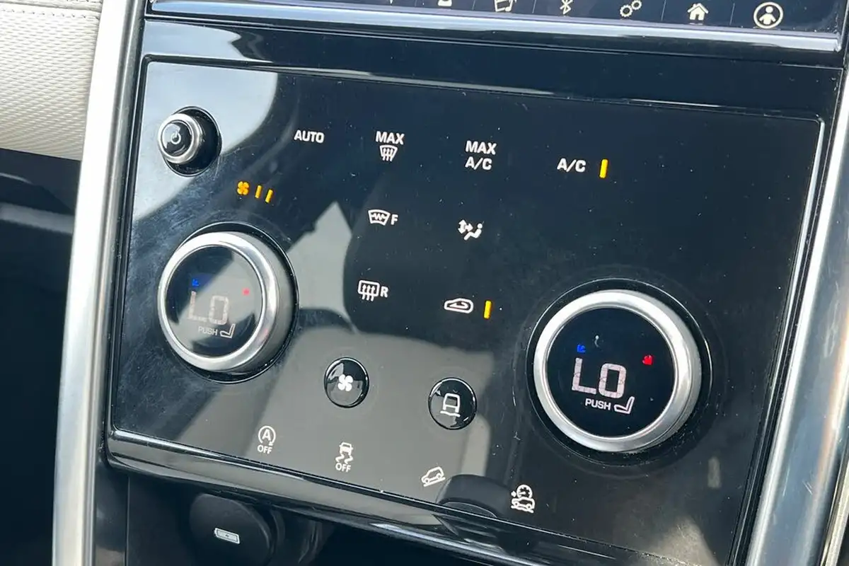2020-land-rover-discovery-sport-20-d180-r-dynamic-se-big-32