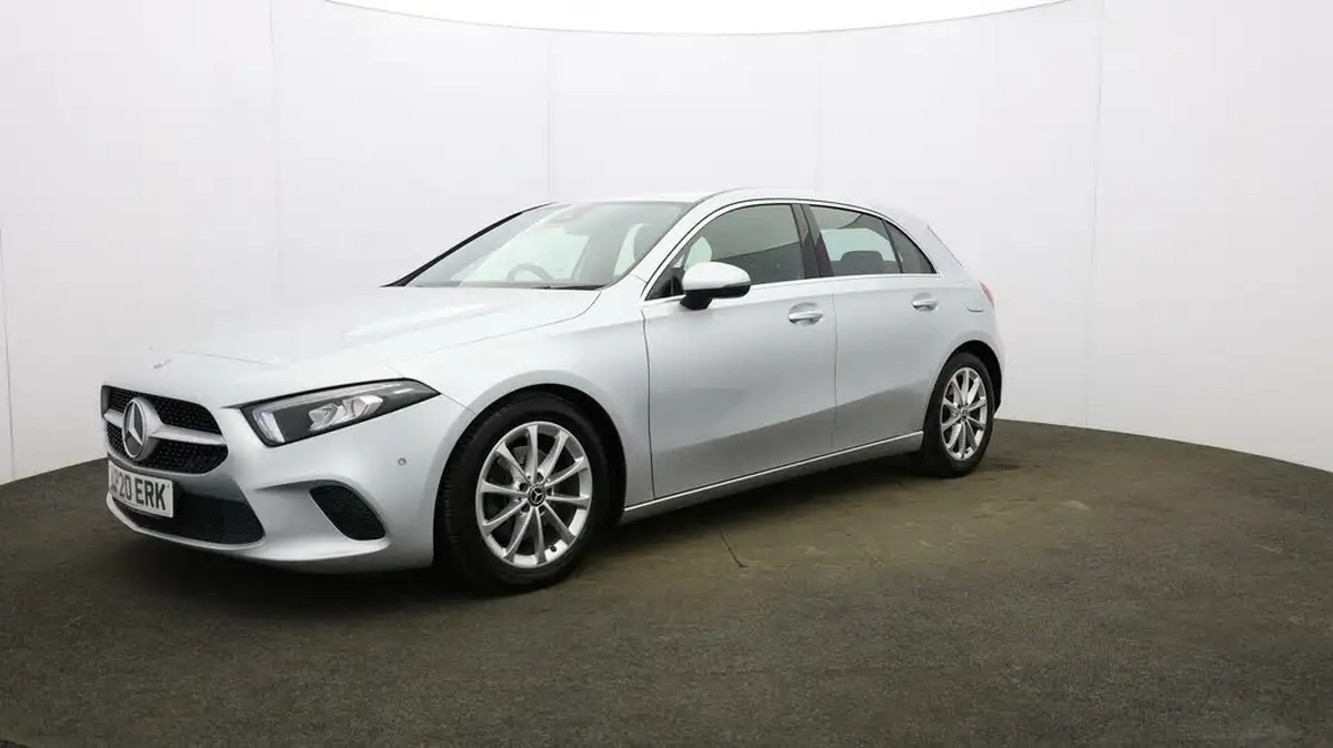 2019-mercedes-benz-a-class-20d-a200d-sport-executive-hatchback-5d-big-28