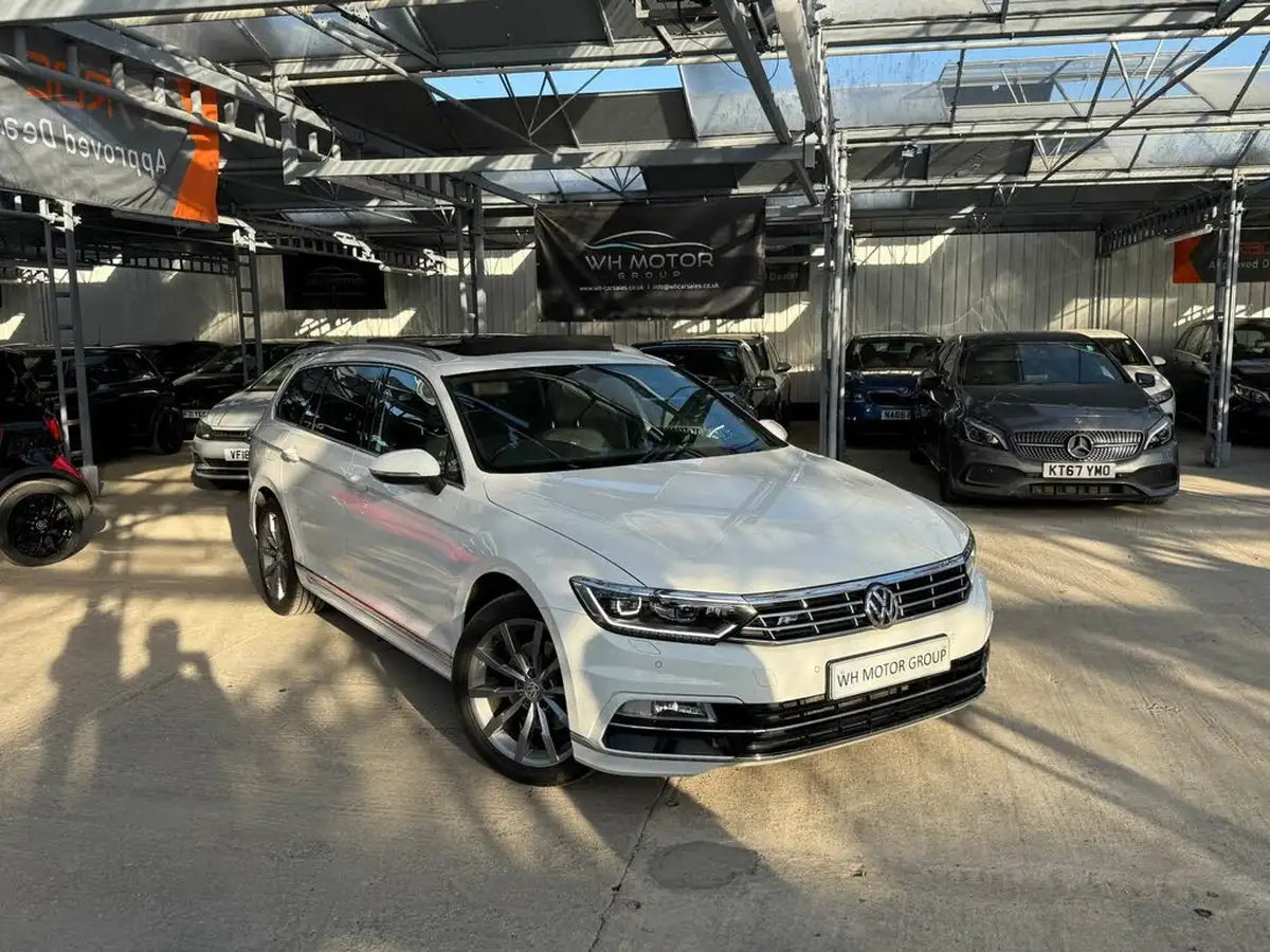 2019-volkswagen-passat-15-tsi-r-line-estate-5d-big-17