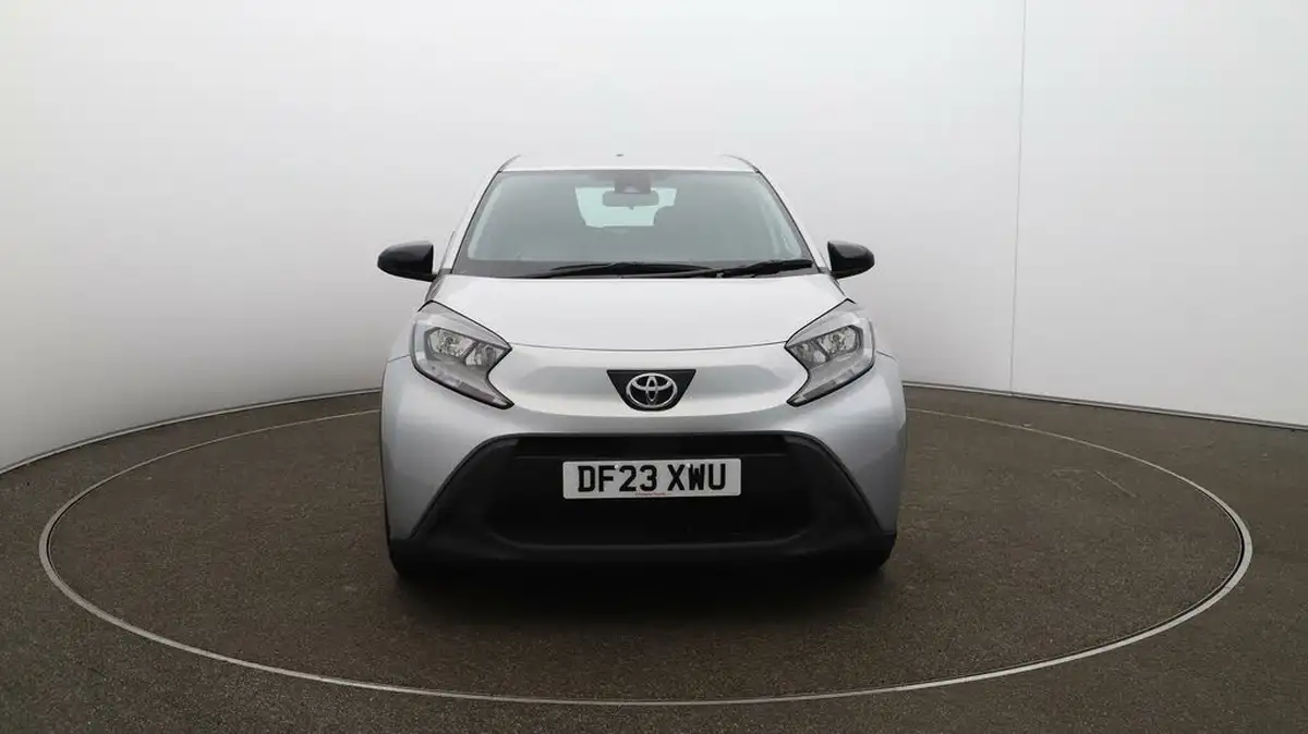 2023-toyota-aygo-x-10-vvt-i-pure-big-2