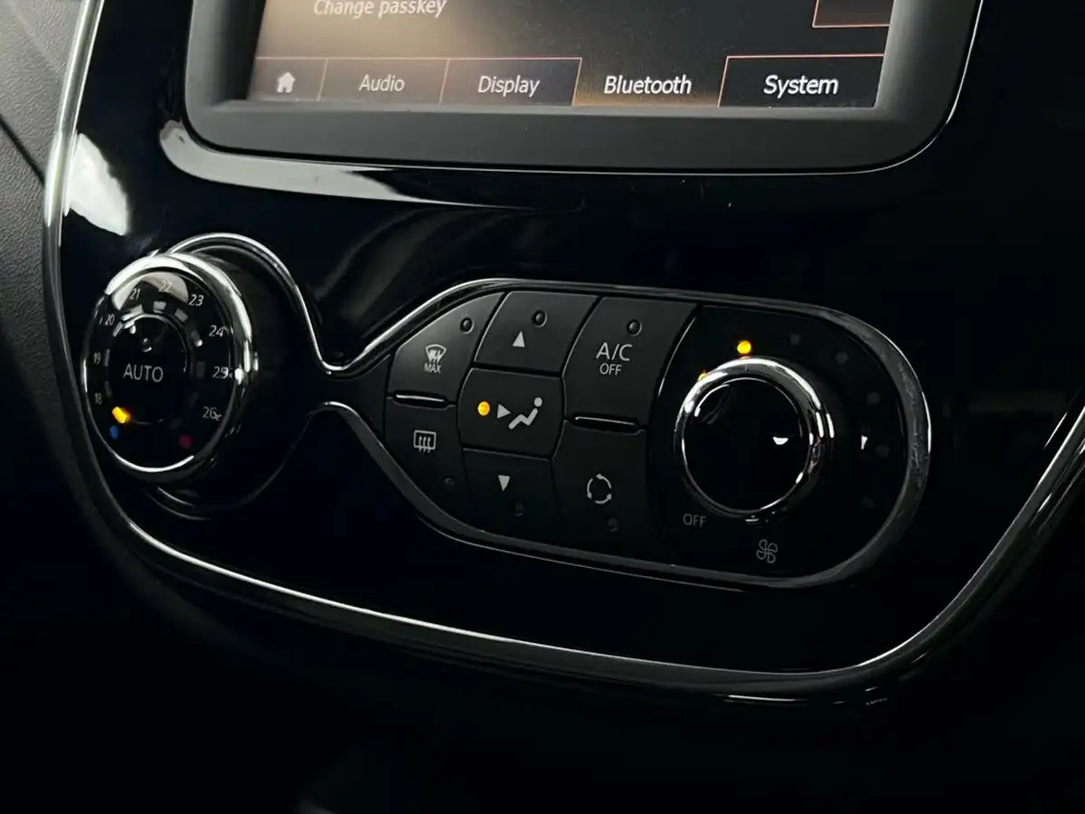 2016-renault-captur-12-dynamique-s-nav-big-28