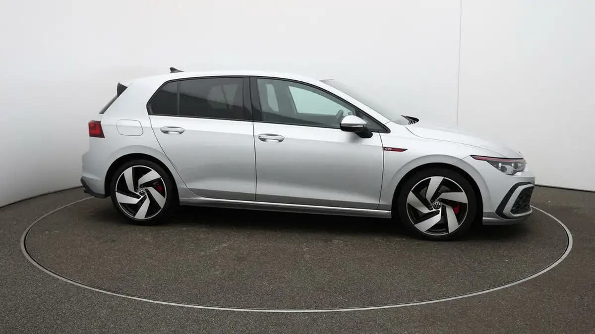 2022-volkswagen-golf-20-tsi-gti-dsg-big-41