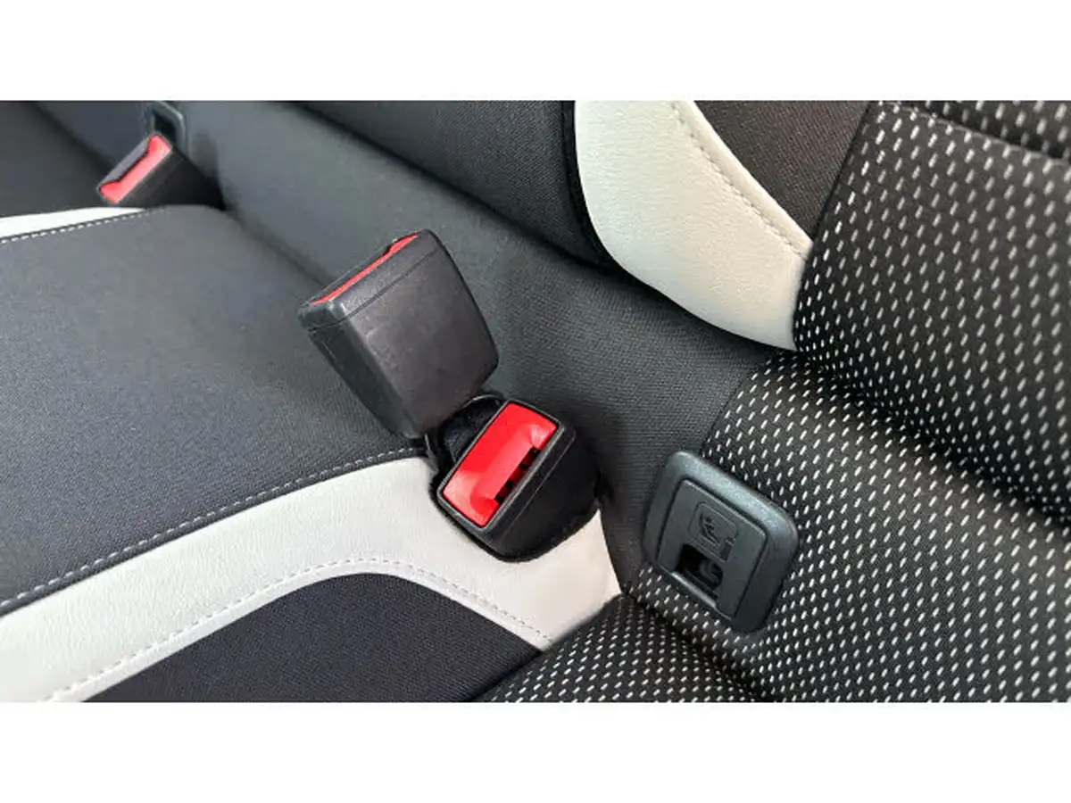 2019-volkswagen-t-roc-15-tsi-sel-dsg-big-16