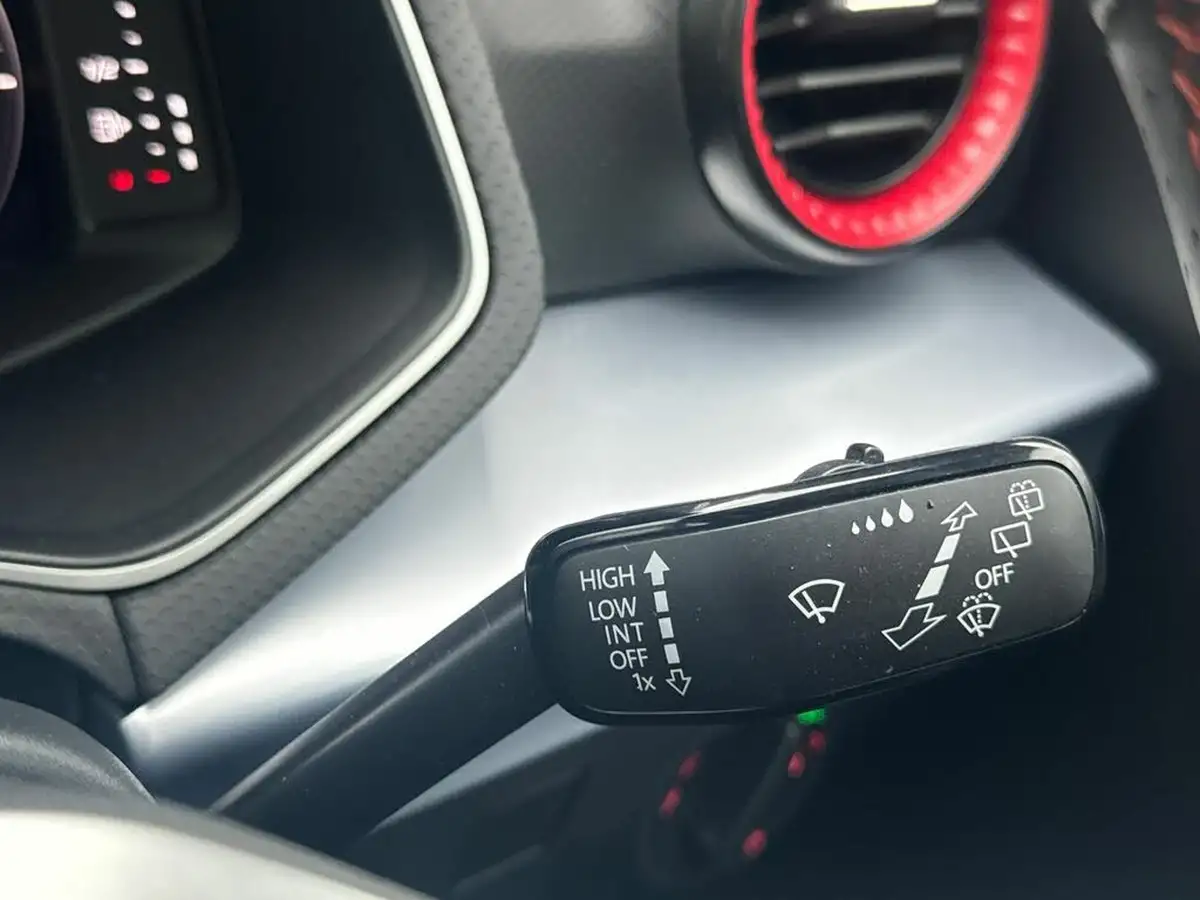 2024-seat-ibiza-10-tsi-fr-sport-115ps-big-25