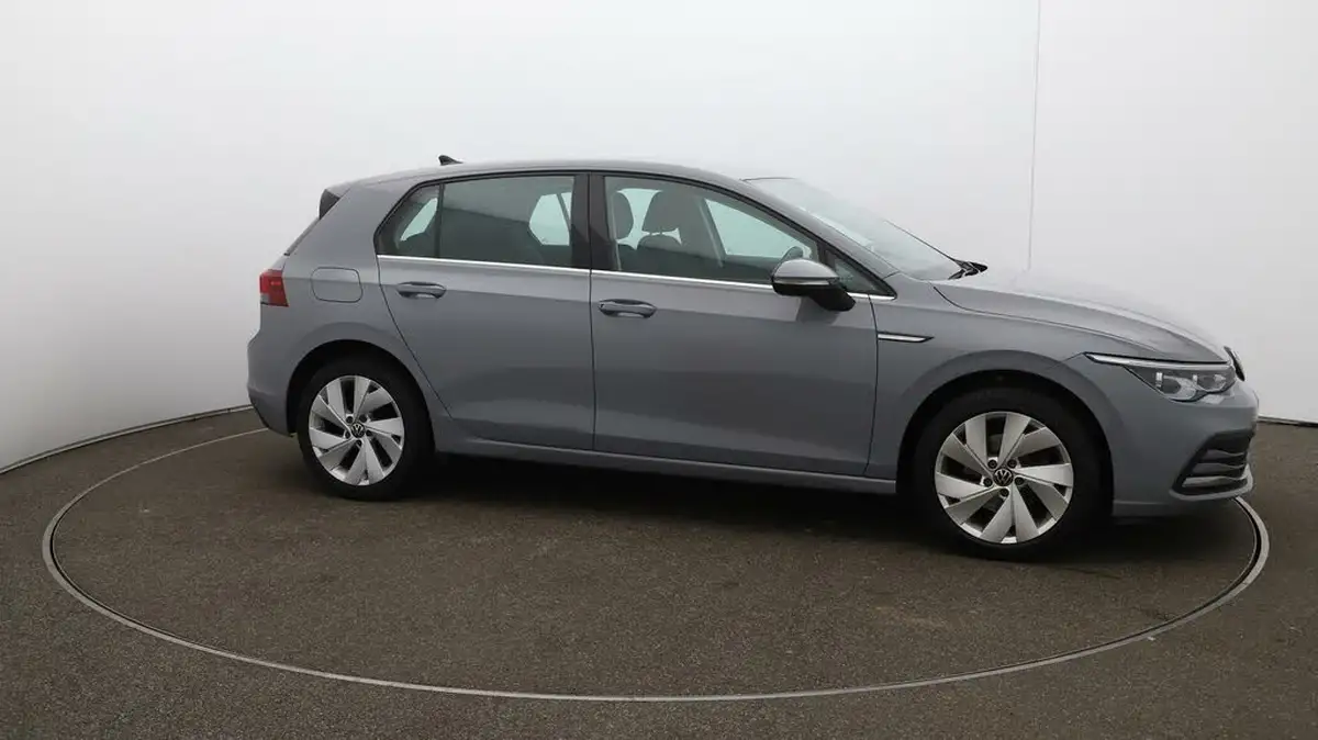 2020-volkswagen-golf-15-tsi-style-130ps-hatchback-big-39