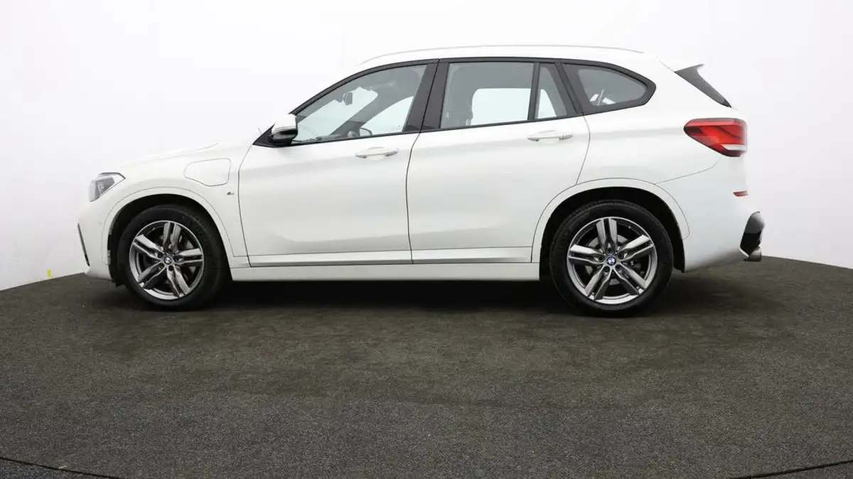 2020-bmw-x1-15-xdrive-25e-phev-m-sport-big-61