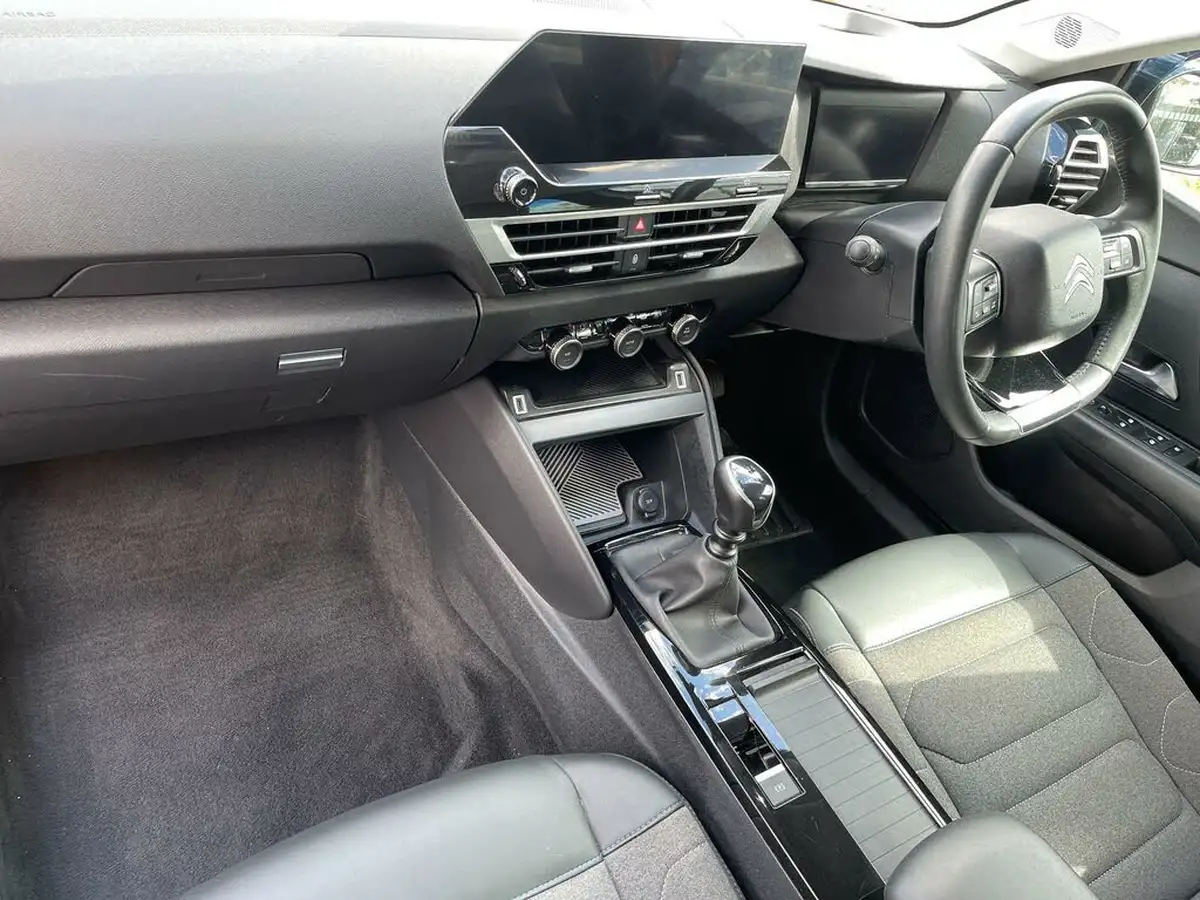 2021-citroen-c4-12-puretech-sense-plus-big-16