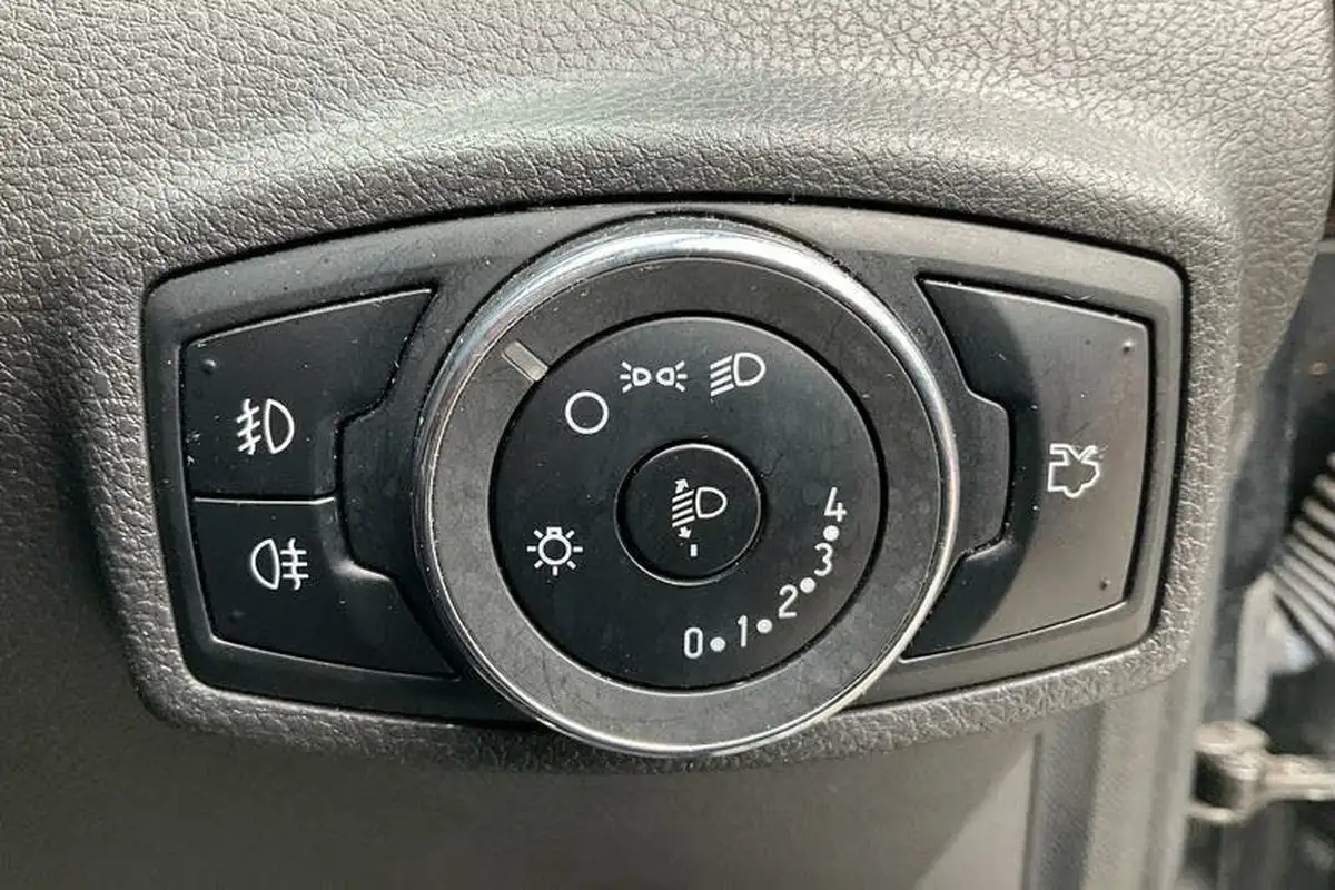 2019-ford-ka-12-ti-vct-zetec-70ps-big-30