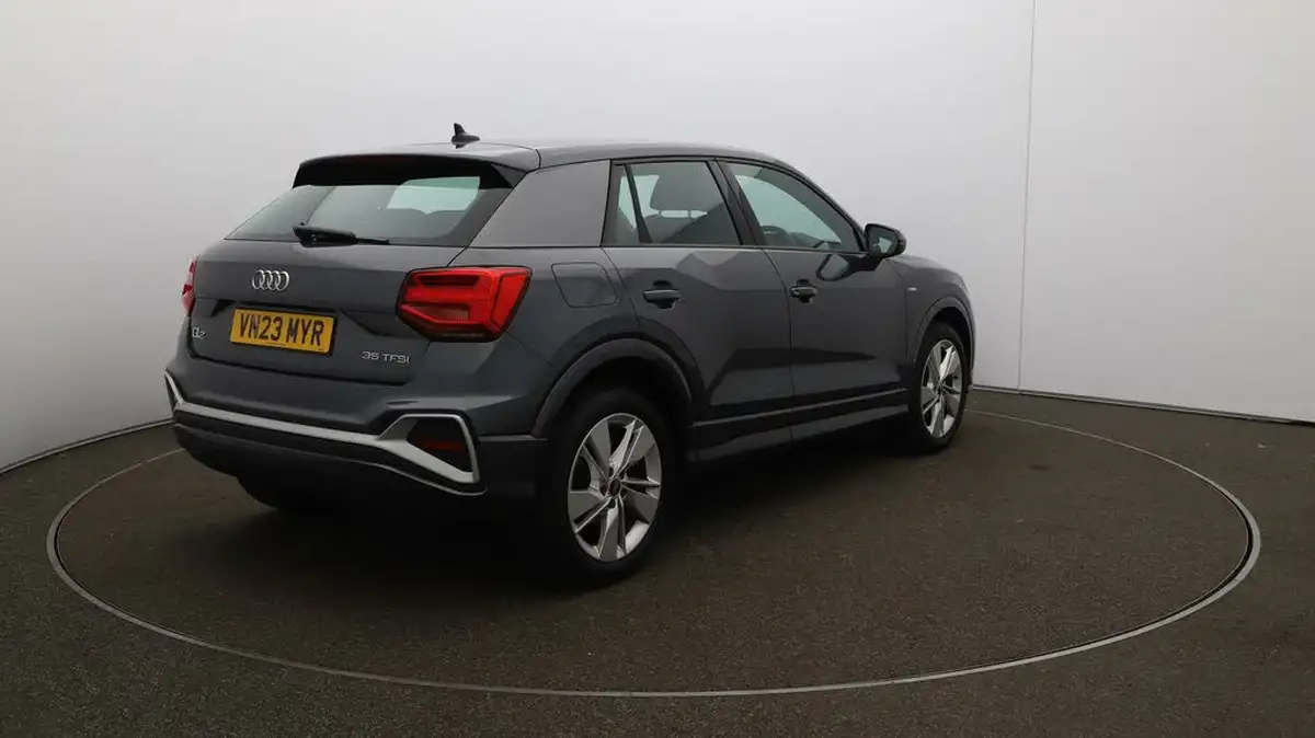 2023-audi-q2-15-35-tfsi-s-line-tronic-big-45