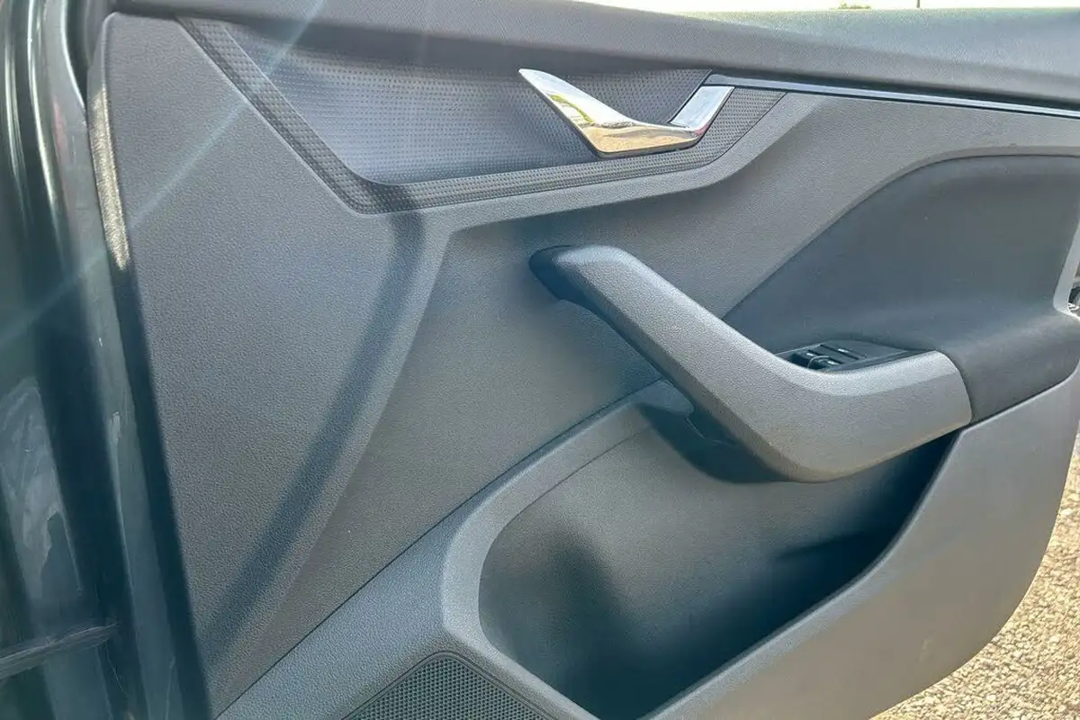 2020-skoda-scala-10-tsi-se-115ps-big-27