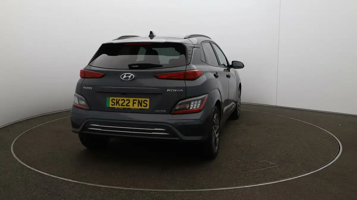 2022-hyundai-kona-e-premium-204ps-64kwh-7kw-obc-big-48