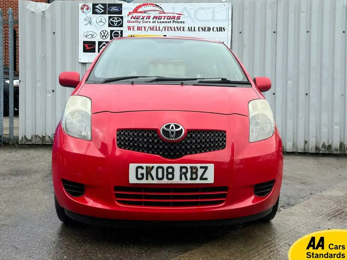 2008-toyota-yaris-10-tr-5d-big-1