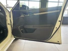 2018-honda-civic-10-vtec-turbo-sr-126ps-hatchback-5d-small-19