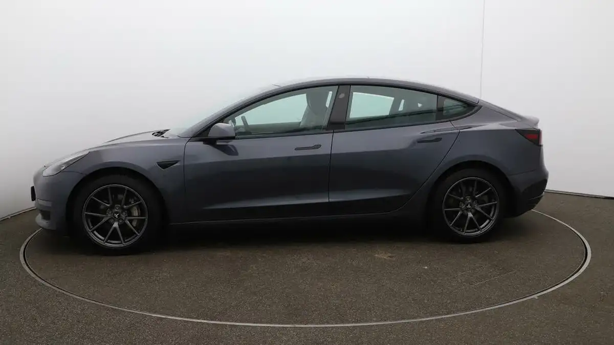 2021-tesla-model-3-e-long-range-4x4-big-4
