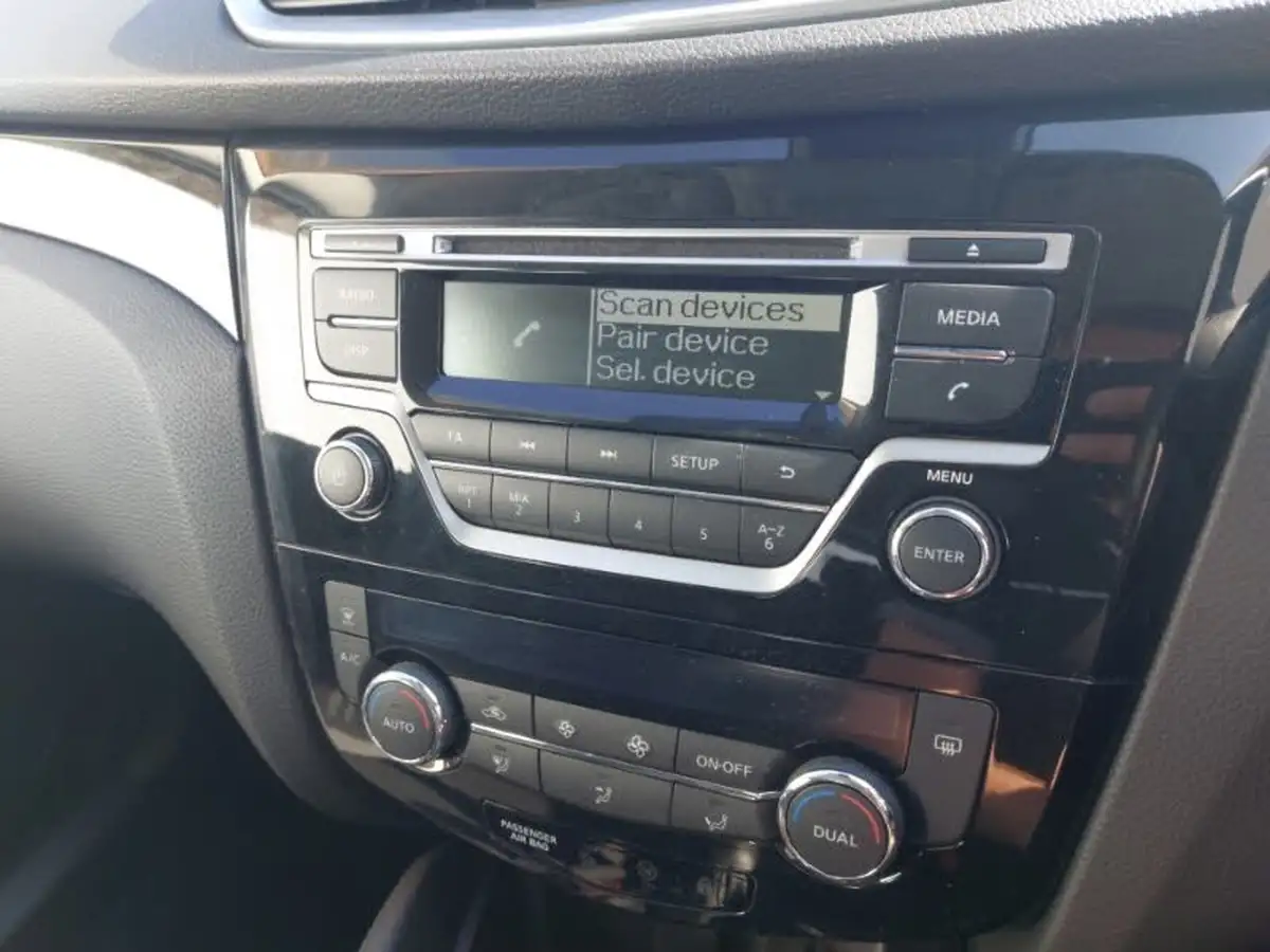 2018-nissan-qashqai-12-dig-t-acenta-big-18