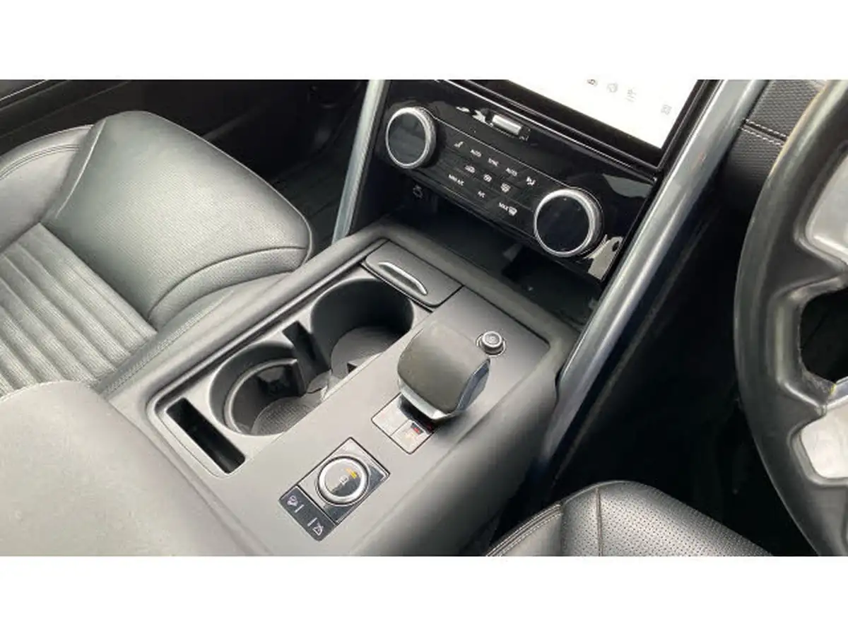 2021-land-rover-discovery-30-d300-r-dynamic-se-big-12