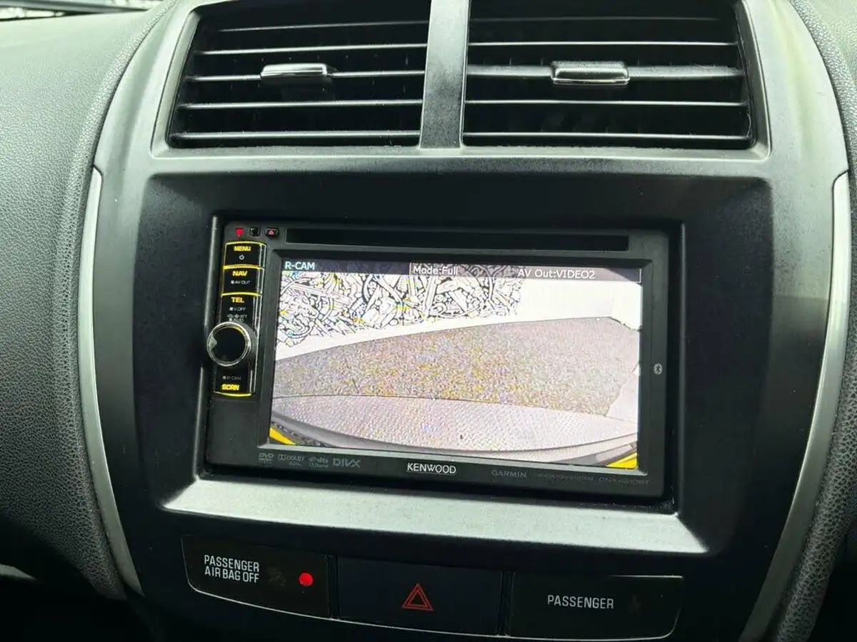 2013-mitsubishi-asx-16-4-big-12