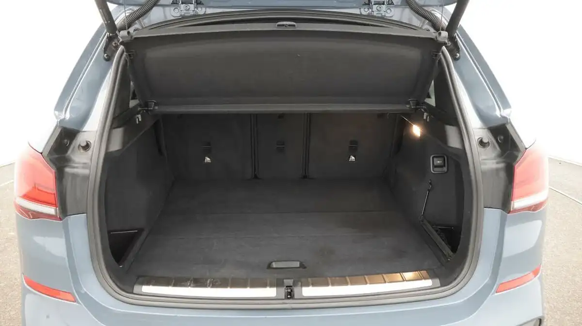 2021-bmw-x1-15-sdrive18i-m-sport-tech-pack-ii-dct-big-17
