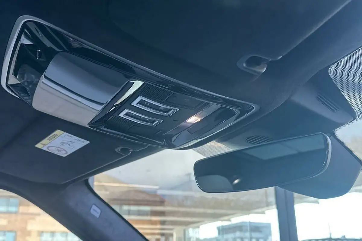 2021-land-rover-range-rover-sport-50-v8-p575-svr-big-57