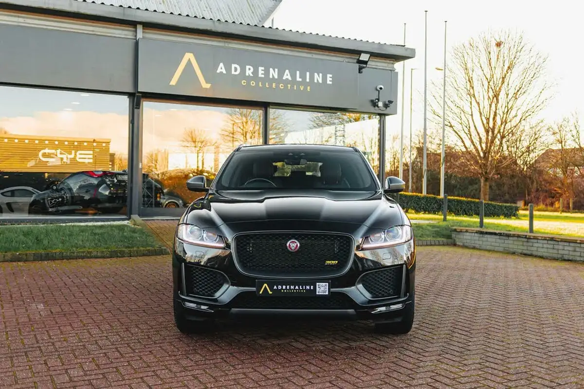 2020-jaguar-f-pace-30td-300-sport-big-13