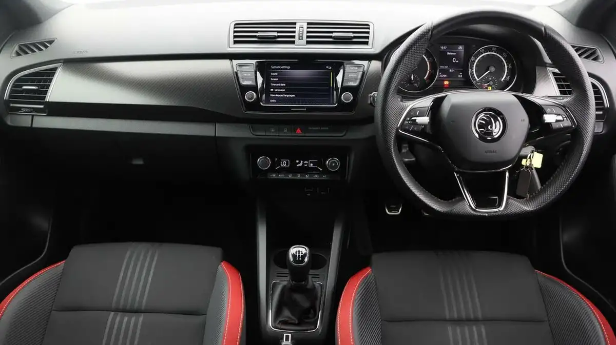 2021-skoda-fabia-10-tsi-monte-carlo-95ps-hatchback-big-12