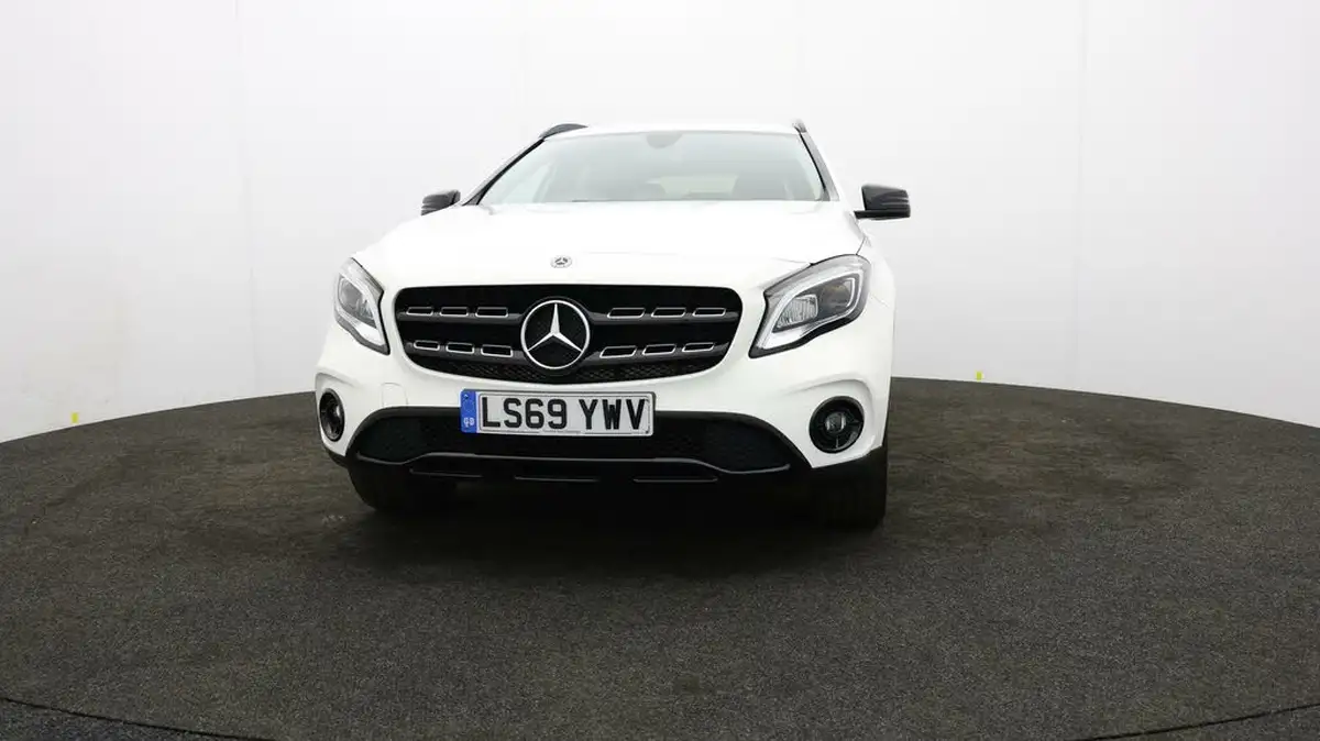 2019-mercedes-benz-gla-class-16-gla-180-urban-edition-7g-dct-big-49