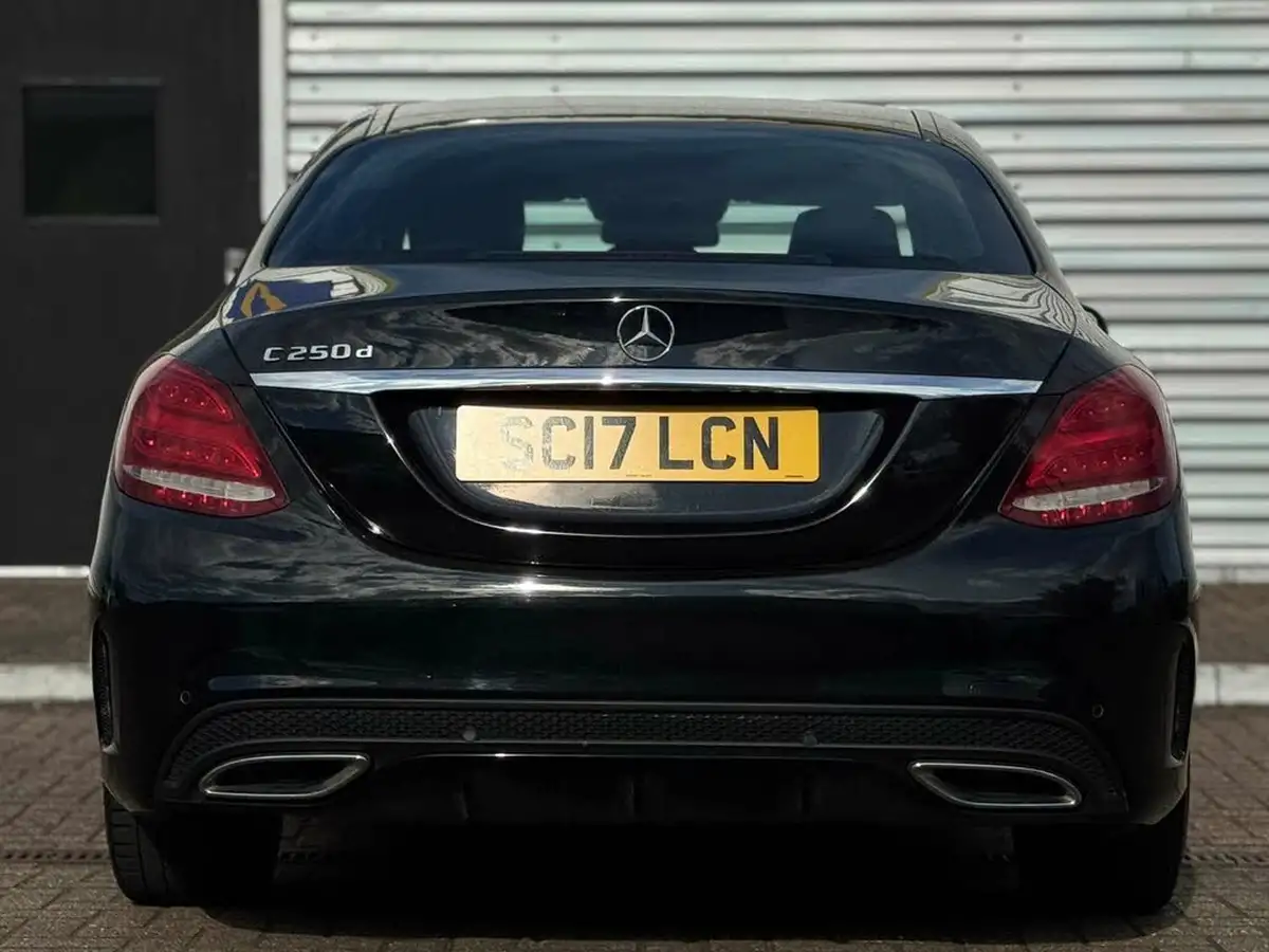 2017-mercedes-benz-c-class-21d-c250d-amg-line-ss-saloon-4d-9g-tronic-plus-big-11