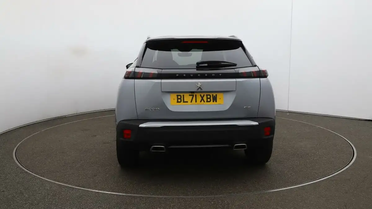 2022-peugeot-2008-suv-12-puretech-gt-big-52