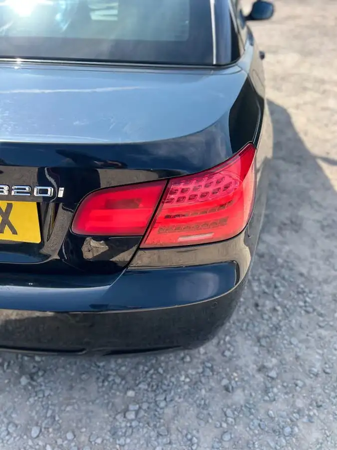 2012-bmw-3-series-20-320i-sport-plus-convertible-2d-auto-big-24