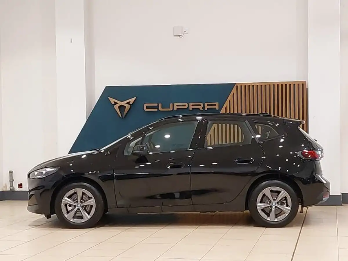 2023-bmw-2-series-15-225e-xdrive-sport-big-3